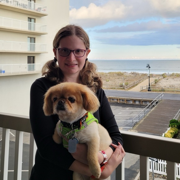 Meet your Posher, Danielle - Picture 4 of 12